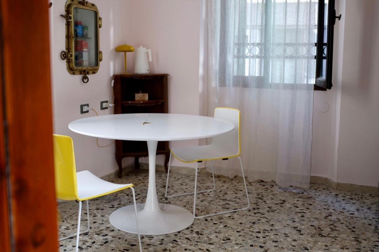 Venetian Pink Apartment In Dorsoduro Exteriér fotografie